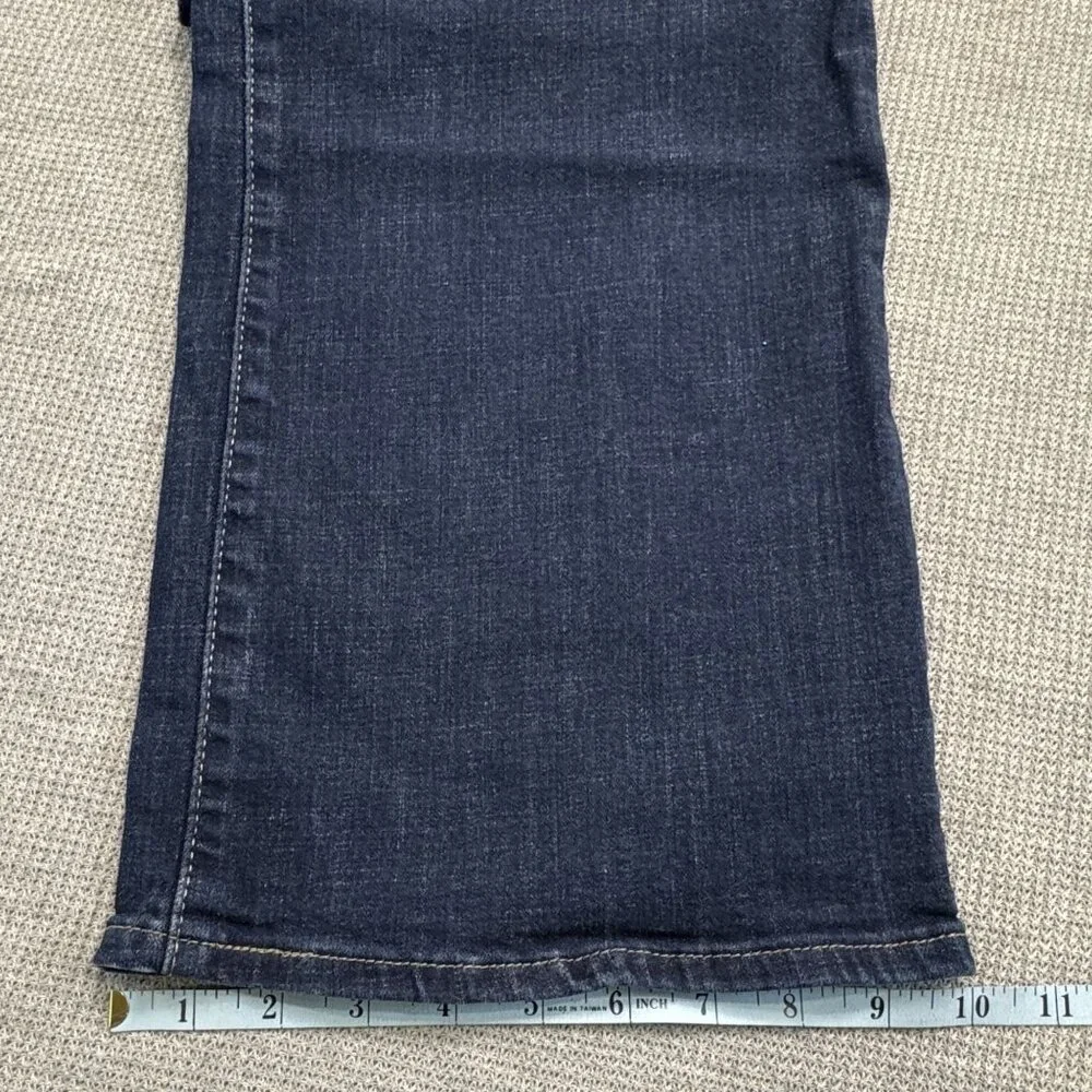 Levi Strauss Womens Classic Bootcut Jeans Size 24W Mid-Rise Dark Wash Denim - Picture 13 of 16